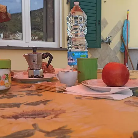 Bilocale La Terrazza Lägenhet Cavo